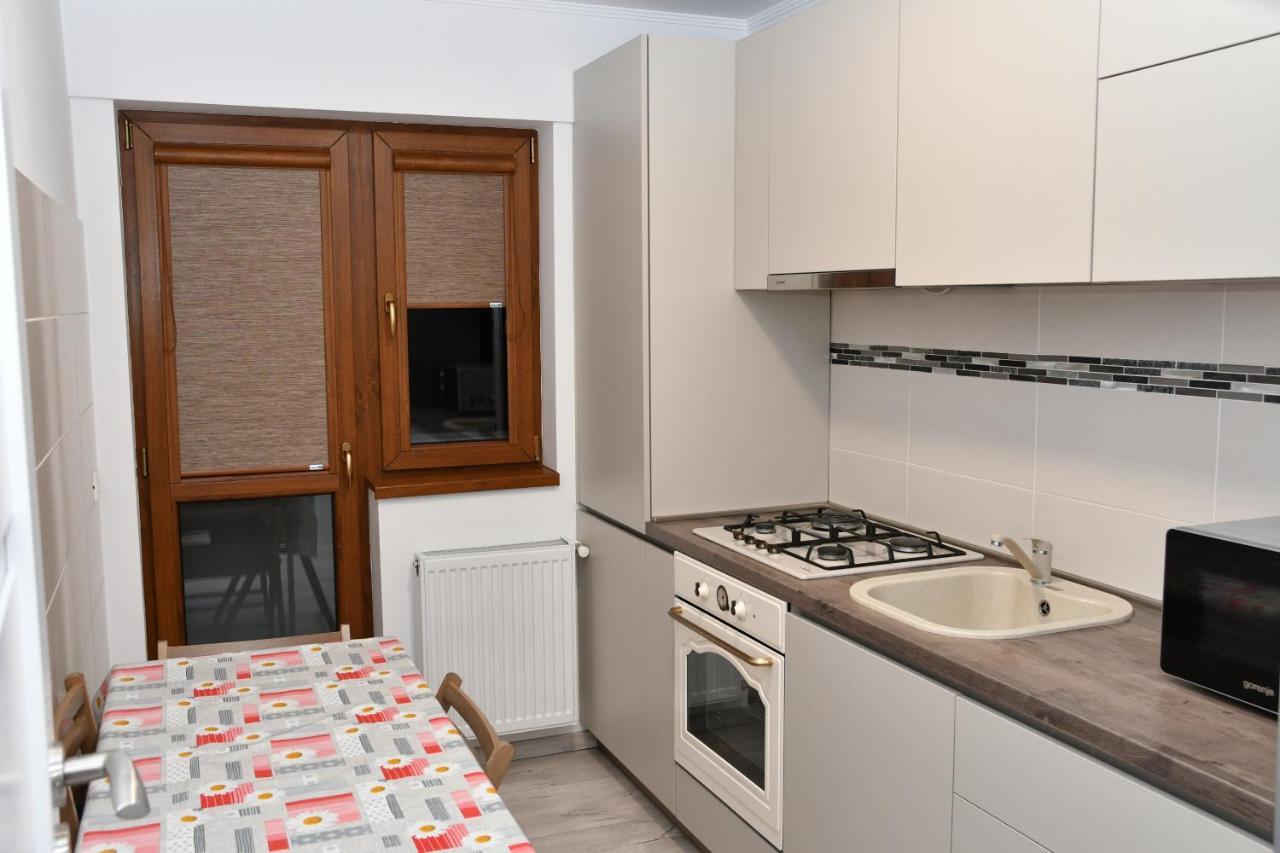 Toporasi Apartament Apartment Craiova Ngoại thất bức ảnh